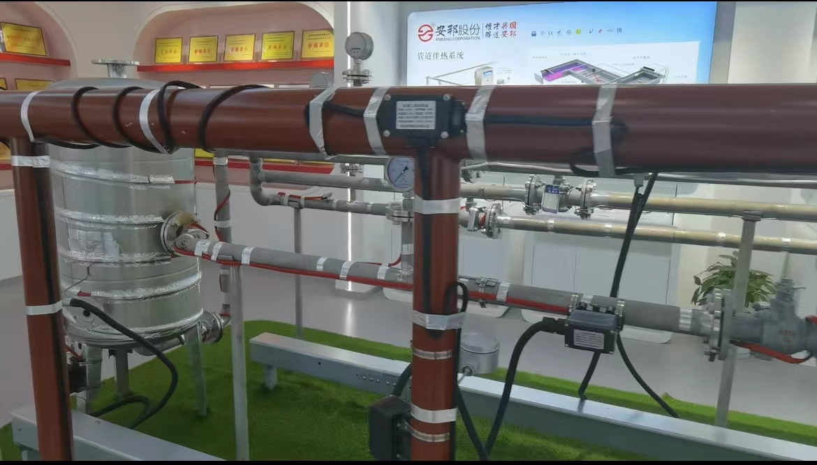 电伴热带管道安装图